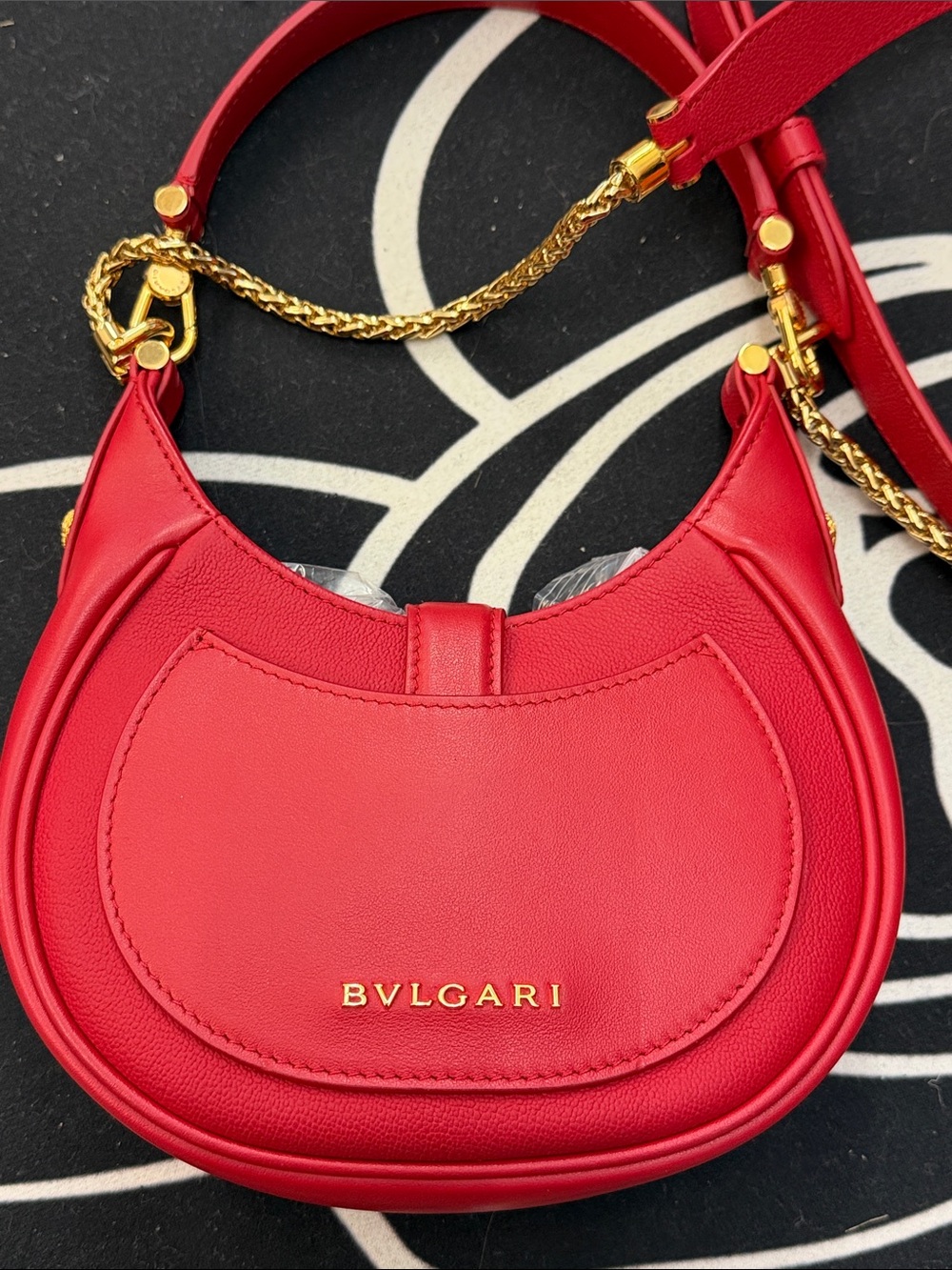 Bulgari Red Leather Shoulder Bag with Gold Serpent Detail - Picture 3 of 8